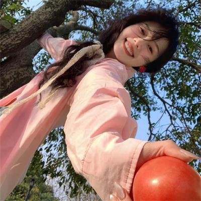 首相官邸前的人们